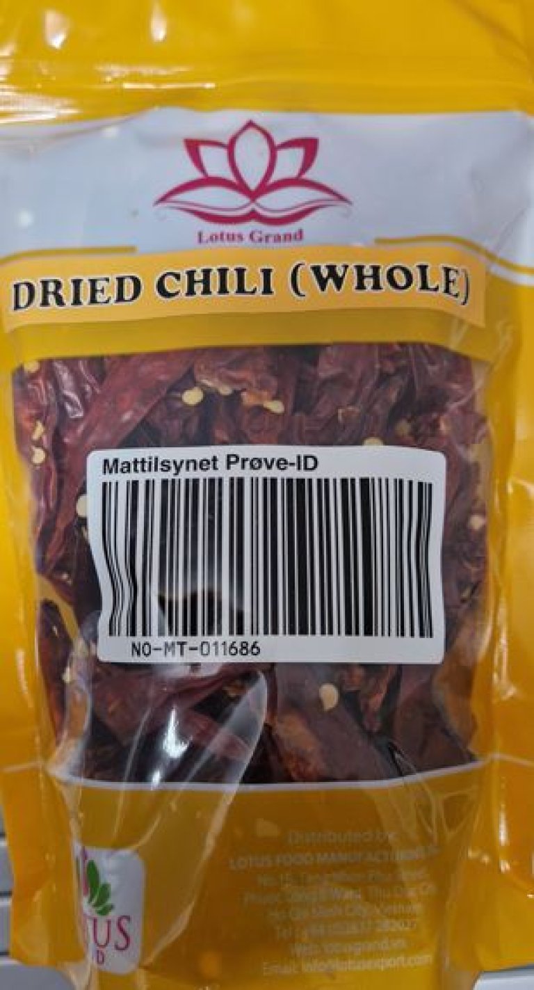 Gul pakning med rød tørket chili